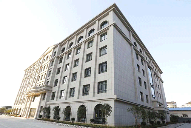 F . 湖南常德金龍玉鳳國(guó)際幼兒園