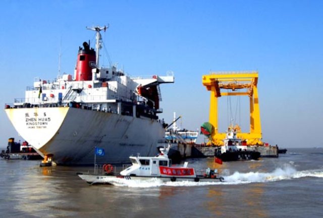 I . 江蘇南通振華重型裝備制造