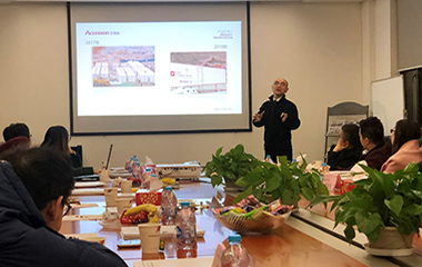 2018/12/19 上海建筑設(shè)計研究院暖通專家再次走進艾克森參觀交流